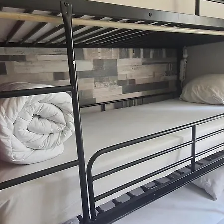 אכסניה At בורגאס